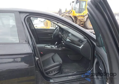 2011 BMW 535I xDrive z USA, uszkodzony, nr VIN WBAFU7C53BC871763